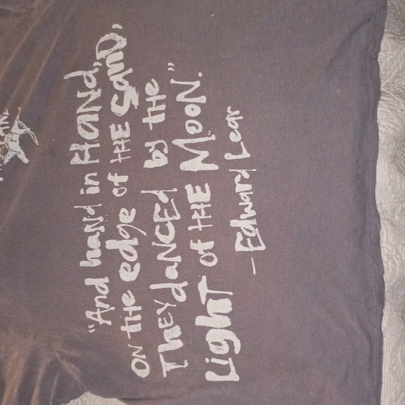 Magnolia Pearl Spirit Graphic Tee in Gray - Picture 6 of 7